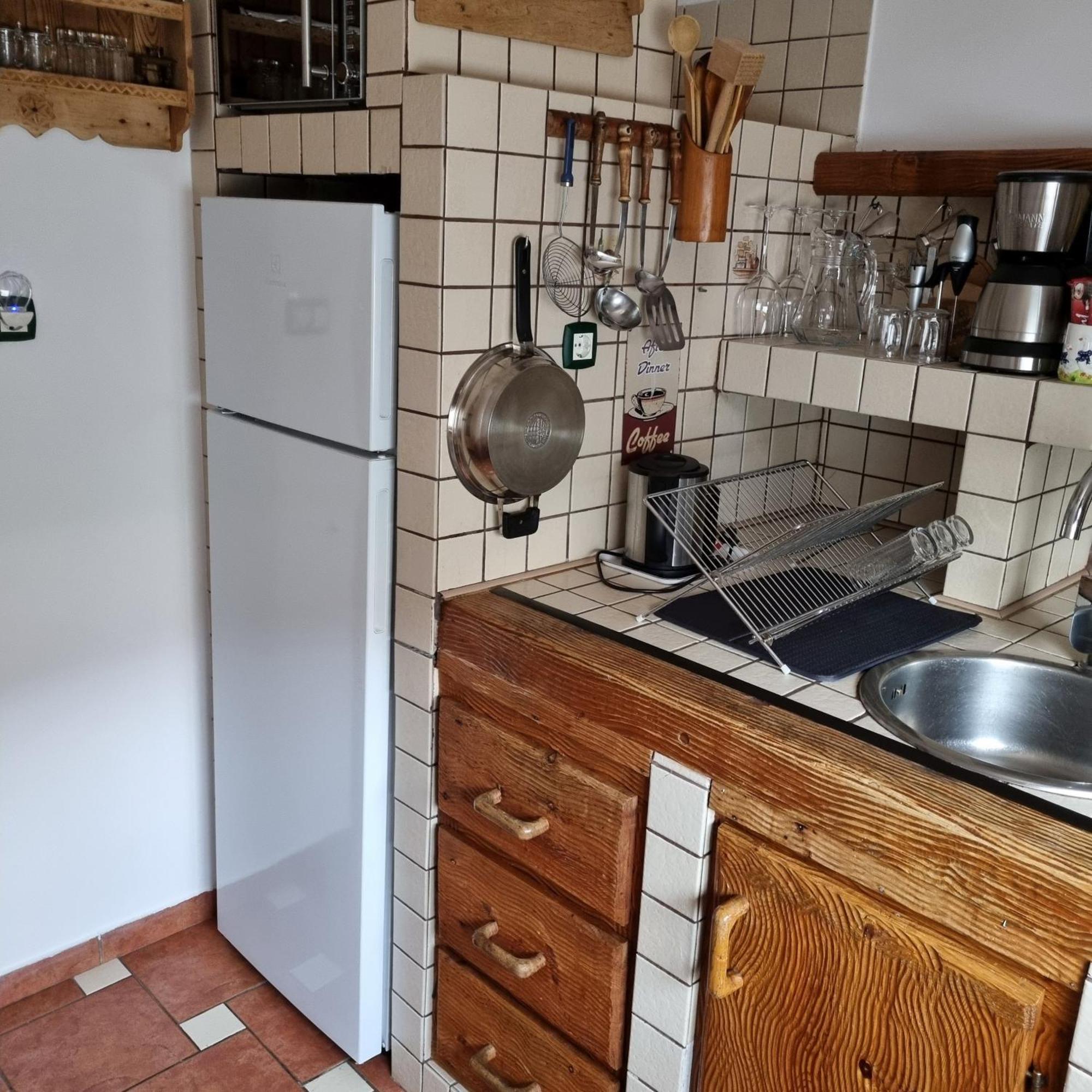 Kertvarosi Apartman Tiszaújváros エクステリア 写真