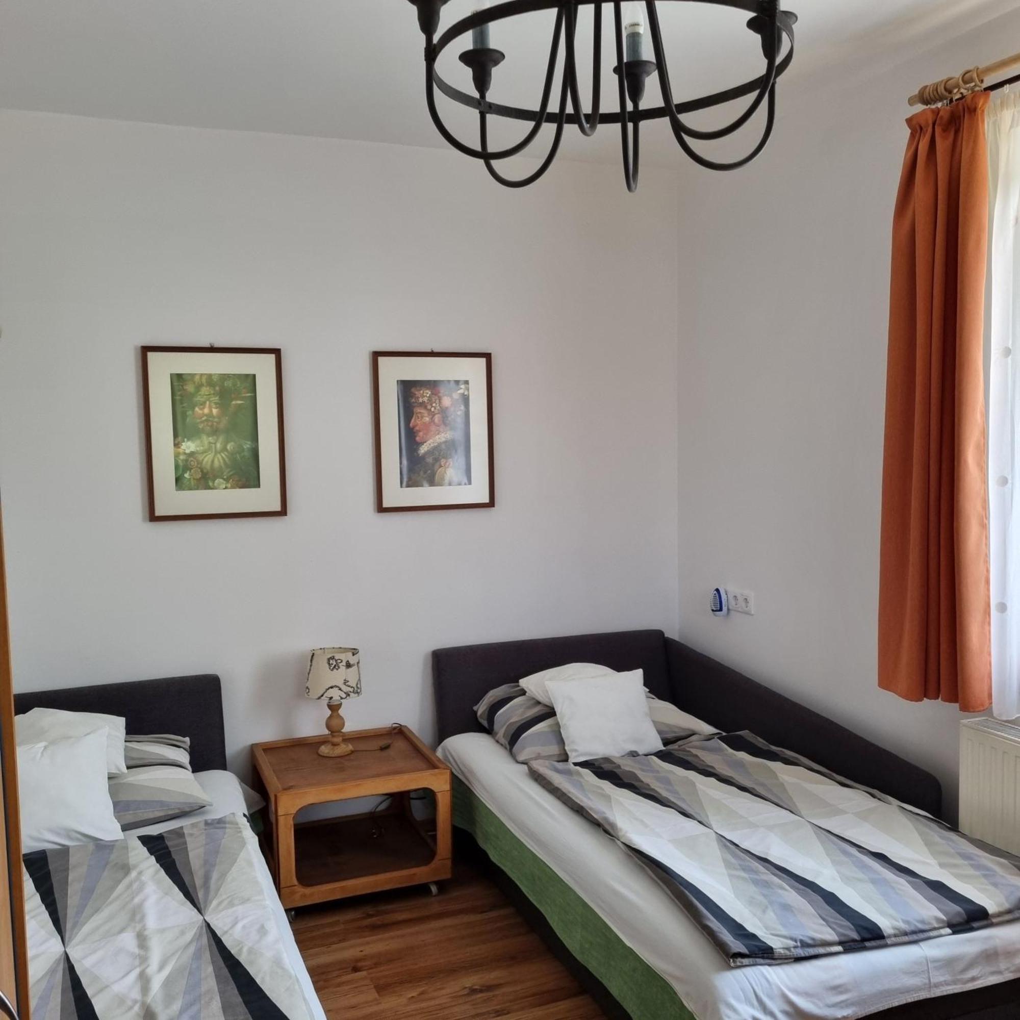 Kertvarosi Apartman Tiszaújváros エクステリア 写真